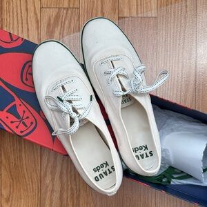 Keds Cream Canvas Low-Top Sneakers with Green Trim